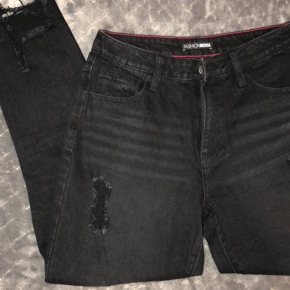 New FashionNova Boyfriend High rise Jeans